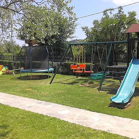 Ariadni 3* لايميناس